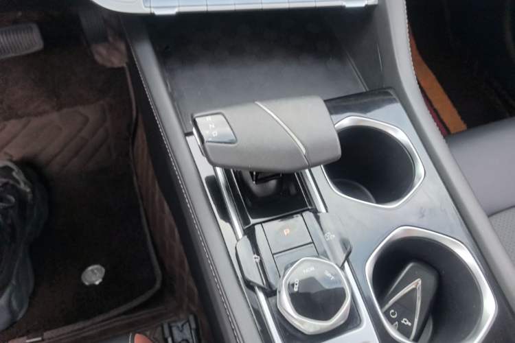 Used CHANGAN Eado 2023 Changan Edition PLUS Blue Whale NE 1.4T GDI DCT Prestige Version Gear Lever