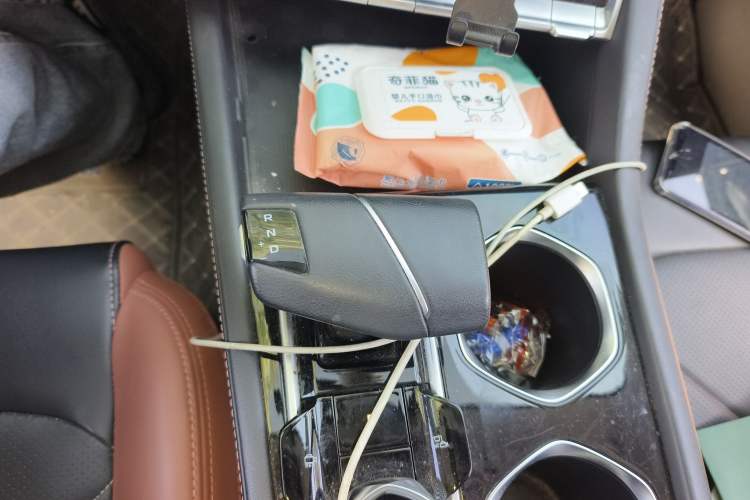 Used CHANGAN Eado 2023 Changan Edition PLUS Blue Whale NE 1.4T GDI DCT Prestige Version Gear Lever
