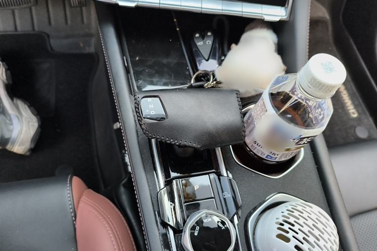 Used CHANGAN Eado 2023 Changan Edition PLUS Blue Whale NE 1.4T GDI DCT Prestige Version Gear Lever