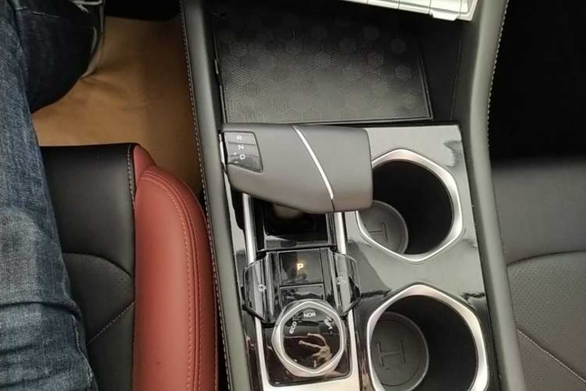 Used CHANGAN Eado 2023 Changan Edition PLUS Blue Whale NE 1.4T GDI DCT Prestige Version Gear Lever