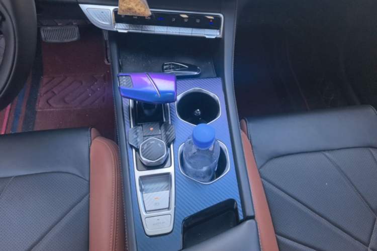 Used CHANGAN Eado 2023 Changan Edition PLUS Blue Whale NE 1.4T GDI DCT Prestige Version Gear Lever