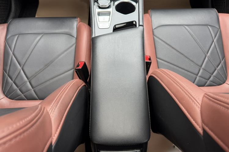 Used CHANGAN Eado 2023 Changan Edition PLUS Blue Whale NE 1.4T GDI DCT Prestige Version Gear Lever