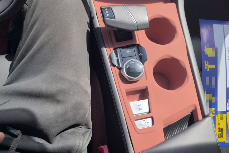 Used CHANGAN Eado 2023 Changan Edition PLUS Blue Whale NE 1.4T GDI DCT Prestige Version Gear Lever