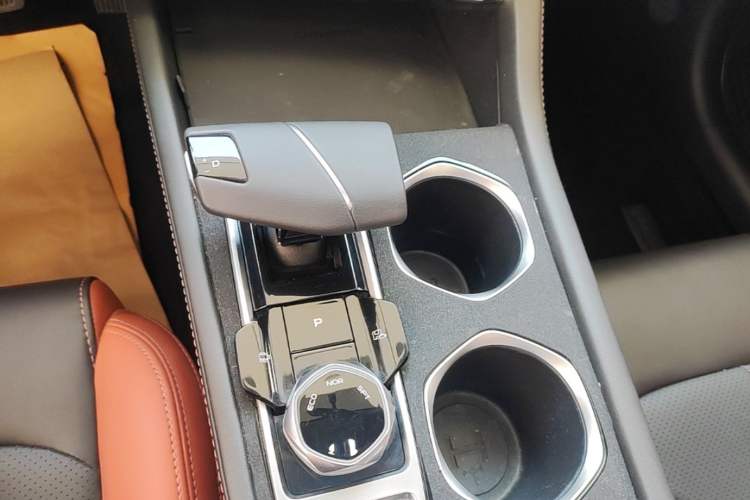 Used CHANGAN Eado 2023 Changan Edition PLUS Blue Whale NE 1.4T GDI DCT Prestige Version Gear Lever