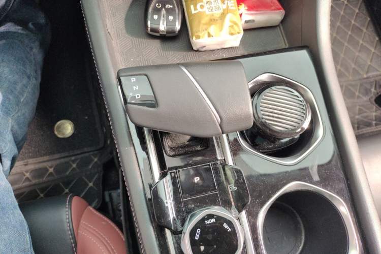 Used CHANGAN Eado 2023 Changan Edition PLUS Blue Whale NE 1.4T GDI DCT Prestige Version Gear Lever