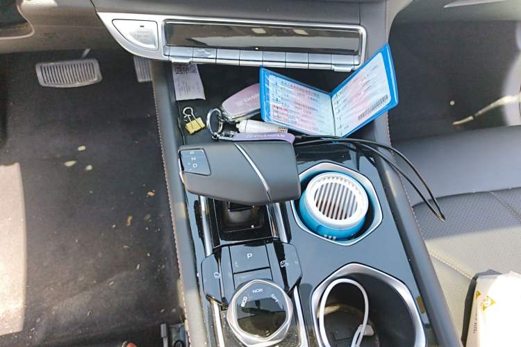Used CHANGAN Eado 2023 Changan Edition PLUS Blue Whale NE 1.4T GDI DCT Prestige Version Gear Lever