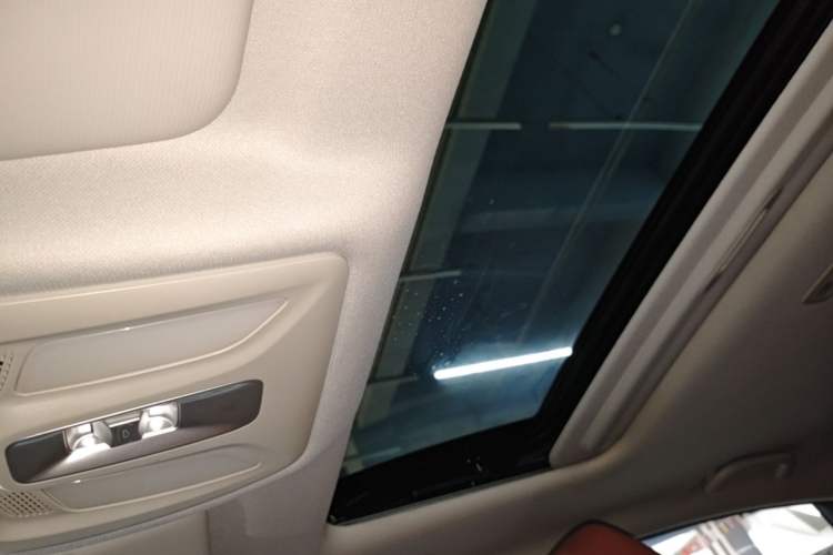 Used CHANGAN Eado 2023 Changan Edition PLUS Blue Whale NE 1.4T GDI DCT Prestige Version Headliner