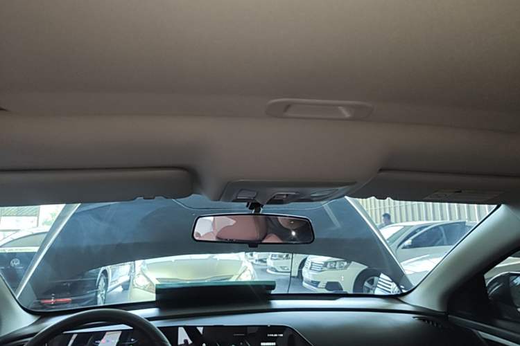Used CHANGAN Eado 2023 Changan Edition PLUS Blue Whale NE 1.4T GDI DCT Prestige Version Headliner