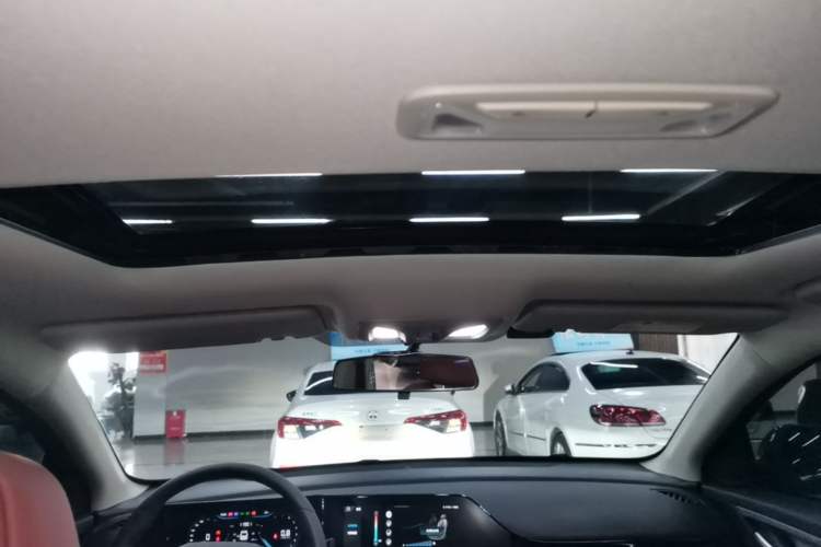 Used CHANGAN Eado 2023 Changan Edition PLUS Blue Whale NE 1.4T GDI DCT Prestige Version Headliner