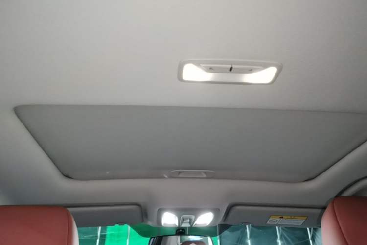 Used CHANGAN Eado 2023 Changan Edition PLUS Blue Whale NE 1.4T GDI DCT Prestige Version Headliner