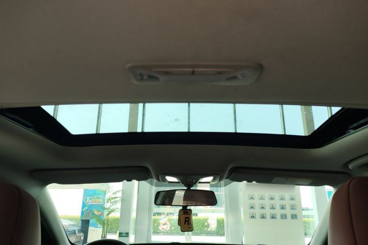 Used CHANGAN Eado 2023 Changan Edition PLUS Blue Whale NE 1.4T GDI DCT Prestige Version Headliner