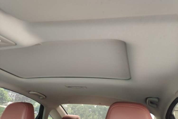 Used CHANGAN Eado 2023 Changan Edition PLUS Blue Whale NE 1.4T GDI DCT Prestige Version Headliner