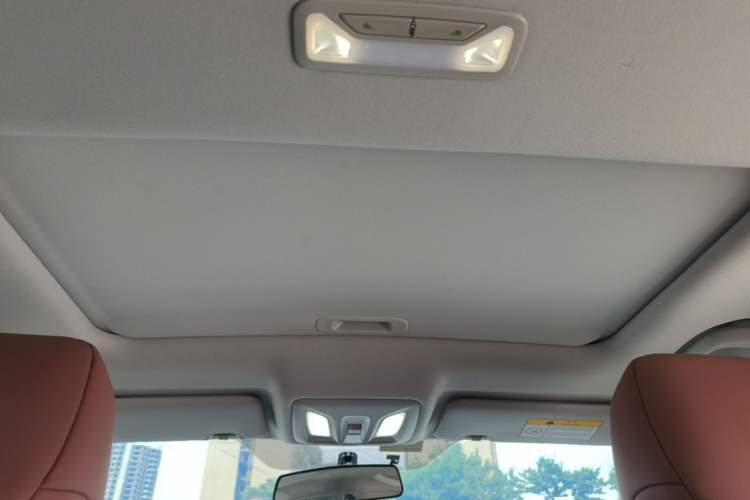 Used CHANGAN Eado 2023 Changan Edition PLUS Blue Whale NE 1.4T GDI DCT Prestige Version Headliner