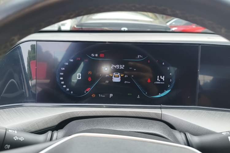 Used CHANGAN Eado 2023 Changan Edition PLUS Blue Whale NE 1.4T GDI DCT Prestige Version Instrument Cluster
