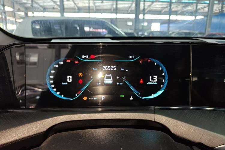 Used CHANGAN Eado 2023 Changan Edition PLUS Blue Whale NE 1.4T GDI DCT Prestige Version Instrument Cluster