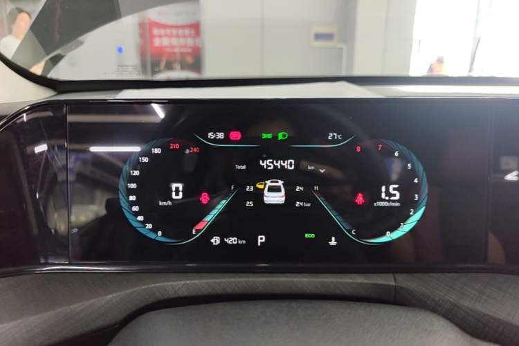 Used CHANGAN Eado 2023 Changan Edition PLUS Blue Whale NE 1.4T GDI DCT Prestige Version Instrument Cluster