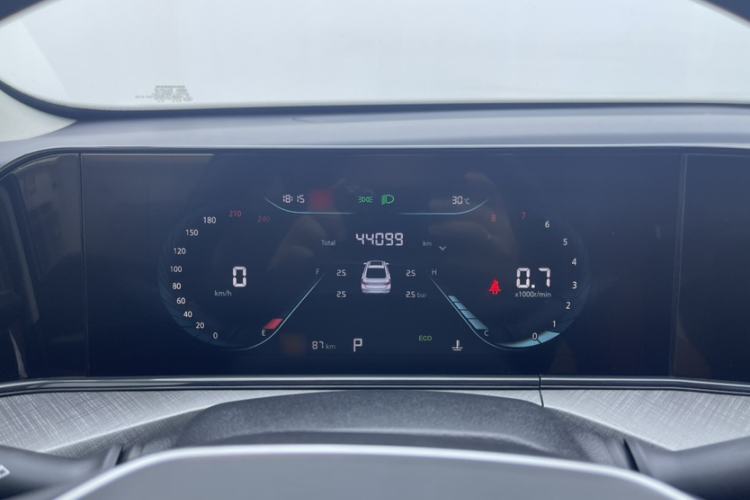 Used CHANGAN Eado 2023 Changan Edition PLUS Blue Whale NE 1.4T GDI DCT Prestige Version Instrument Cluster