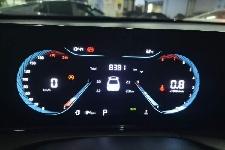 Used CHANGAN Eado 2023 Changan Edition PLUS Blue Whale NE 1.4T GDI DCT Prestige Version Instrument Cluster