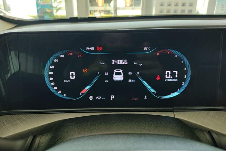 Used CHANGAN Eado 2023 Changan Edition PLUS Blue Whale NE 1.4T GDI DCT Prestige Version Instrument Cluster