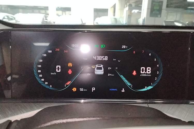Used CHANGAN Eado 2023 Changan Edition PLUS Blue Whale NE 1.4T GDI DCT Prestige Version Instrument Cluster