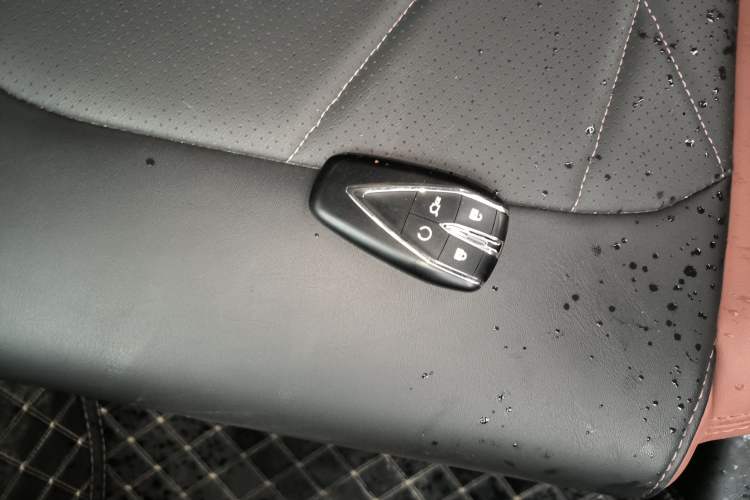 Used CHANGAN Eado 2023 Changan Edition PLUS Blue Whale NE 1.4T GDI DCT Prestige Version Interior 1