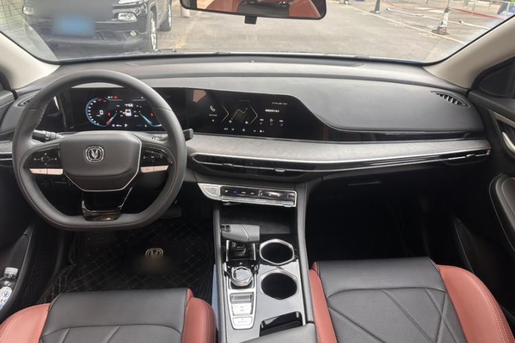 Used CHANGAN Eado 2023 Changan Edition PLUS Blue Whale NE 1.4T GDI DCT Prestige Version Interior 1