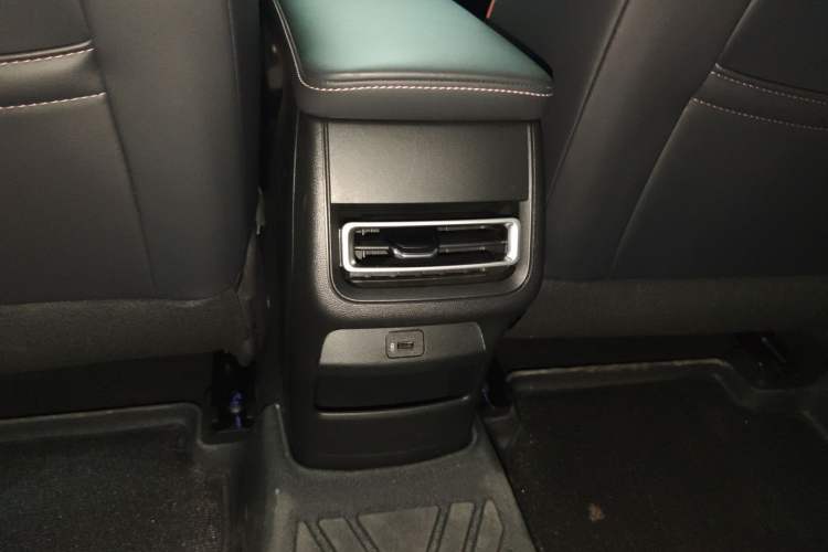 Used CHANGAN Eado 2023 Changan Edition PLUS Blue Whale NE 1.4T GDI DCT Prestige Version Interior 2