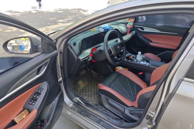 Used CHANGAN Eado 2023 Changan Edition PLUS Blue Whale NE 1.4T GDI DCT Prestige Version Interior 3
