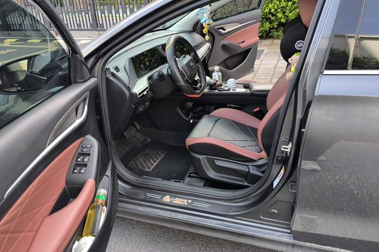 Used CHANGAN Eado 2023 Changan Edition PLUS Blue Whale NE 1.4T GDI DCT Prestige Version Interior 3