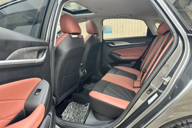 Used CHANGAN Eado 2023 Changan Edition PLUS Blue Whale NE 1.4T GDI DCT Prestige Version Interior 3