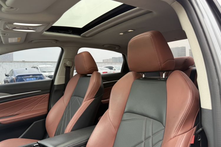 Used CHANGAN Eado 2023 Changan Edition PLUS Blue Whale NE 1.4T GDI DCT Prestige Version Interior 3