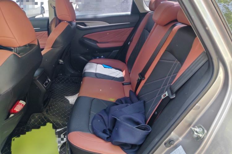 Used CHANGAN Eado 2023 Changan Edition PLUS Blue Whale NE 1.4T GDI DCT Prestige Version Interior 4