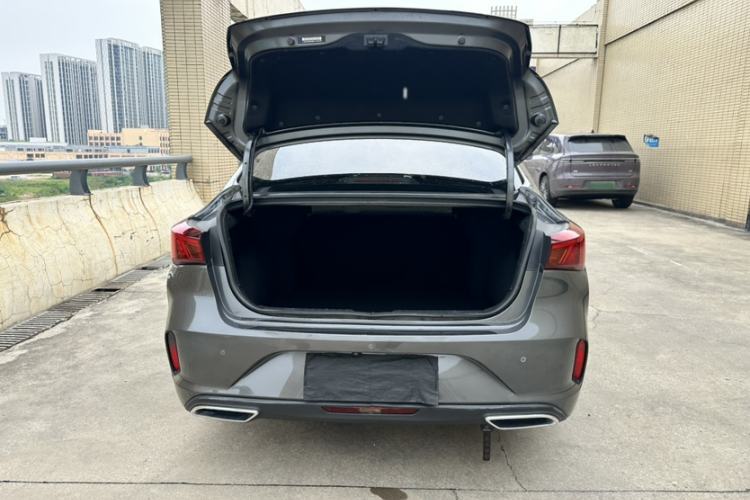 Used CHANGAN Eado 2023 Changan Edition PLUS Blue Whale NE 1.4T GDI DCT Prestige Version Interior 8