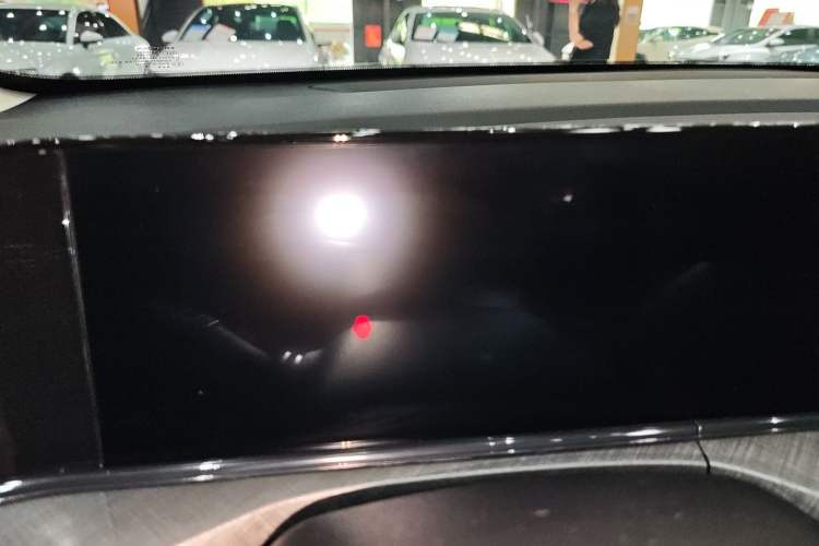 Used CHANGAN Eado 2023 Changan Edition PLUS Blue Whale NE 1.4T GDI DCT Prestige Version Interior 9