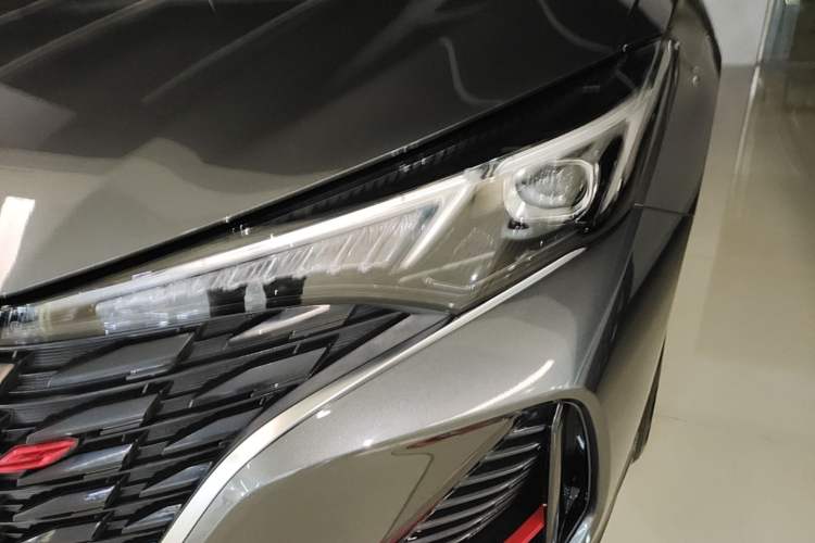 Used CHANGAN Eado 2023 Changan Edition PLUS Blue Whale NE 1.4T GDI DCT Prestige Version Left Front Headlight