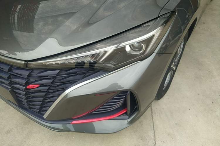 Used CHANGAN Eado 2023 Changan Edition PLUS Blue Whale NE 1.4T GDI DCT Prestige Version Left Front Headlight
