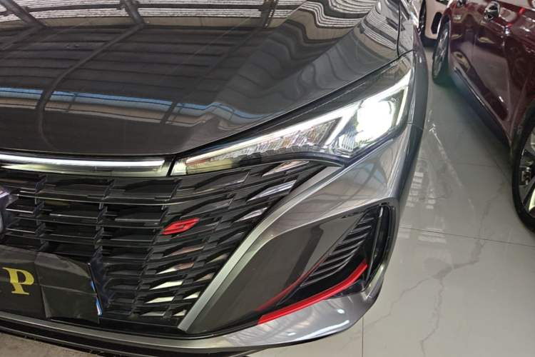 Used CHANGAN Eado 2023 Changan Edition PLUS Blue Whale NE 1.4T GDI DCT Prestige Version Left Front Headlight