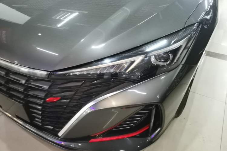 Used CHANGAN Eado 2023 Changan Edition PLUS Blue Whale NE 1.4T GDI DCT Prestige Version Left Front Headlight