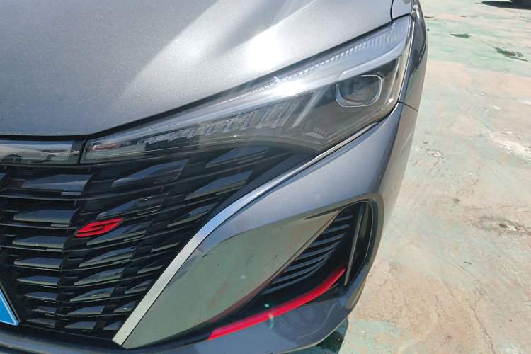 Used CHANGAN Eado 2023 Changan Edition PLUS Blue Whale NE 1.4T GDI DCT Prestige Version Left Front Headlight