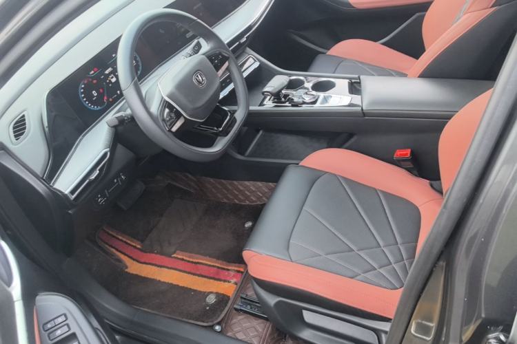 Used CHANGAN Eado 2023 Changan Edition PLUS Blue Whale NE 1.4T GDI DCT Prestige Version Left Front Seat