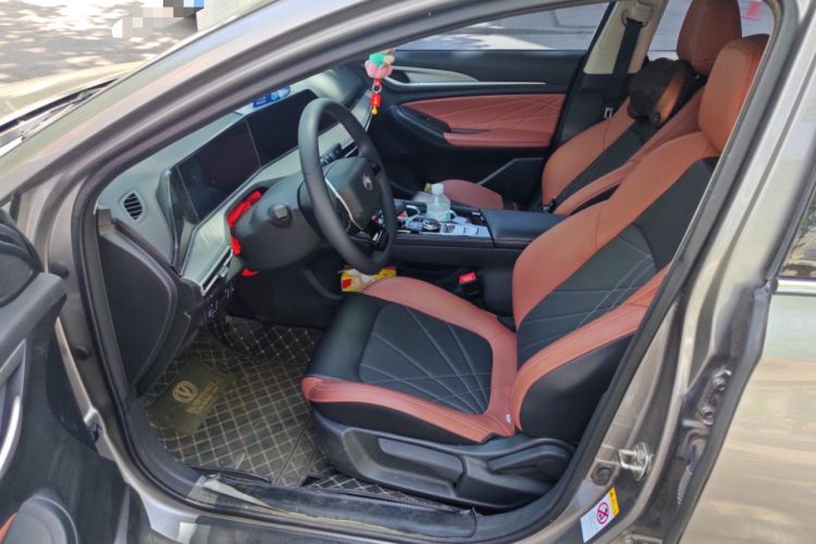 Used CHANGAN Eado 2023 Changan Edition PLUS Blue Whale NE 1.4T GDI DCT Prestige Version Left Front Seat