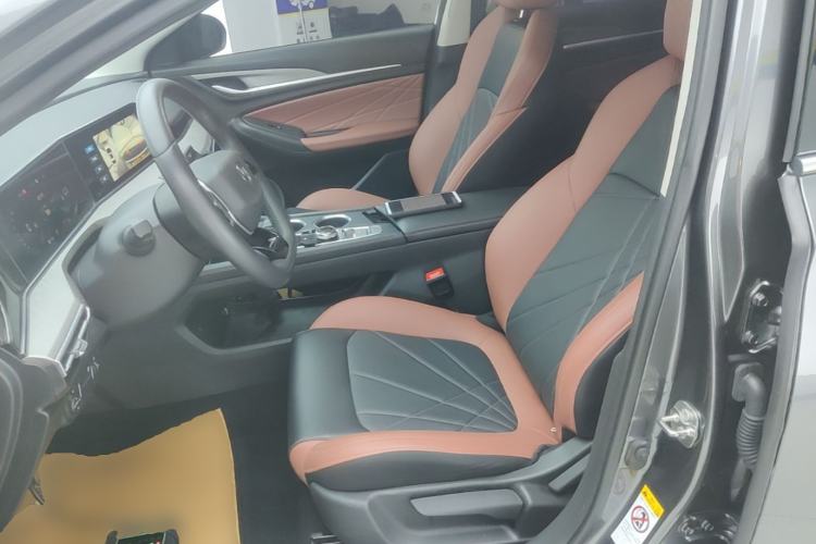 Used CHANGAN Eado 2023 Changan Edition PLUS Blue Whale NE 1.4T GDI DCT Prestige Version Left Front Seat