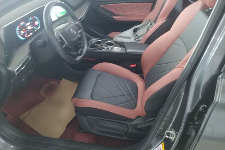 Used CHANGAN Eado 2023 Changan Edition PLUS Blue Whale NE 1.4T GDI DCT Prestige Version Left Front Seat