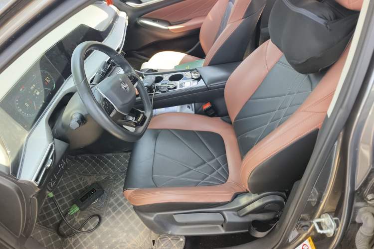 Used CHANGAN Eado 2023 Changan Edition PLUS Blue Whale NE 1.4T GDI DCT Prestige Version Left Front Seat