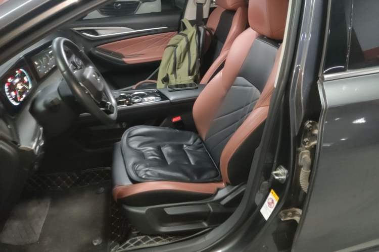 Used CHANGAN Eado 2023 Changan Edition PLUS Blue Whale NE 1.4T GDI DCT Prestige Version Left Front Seat