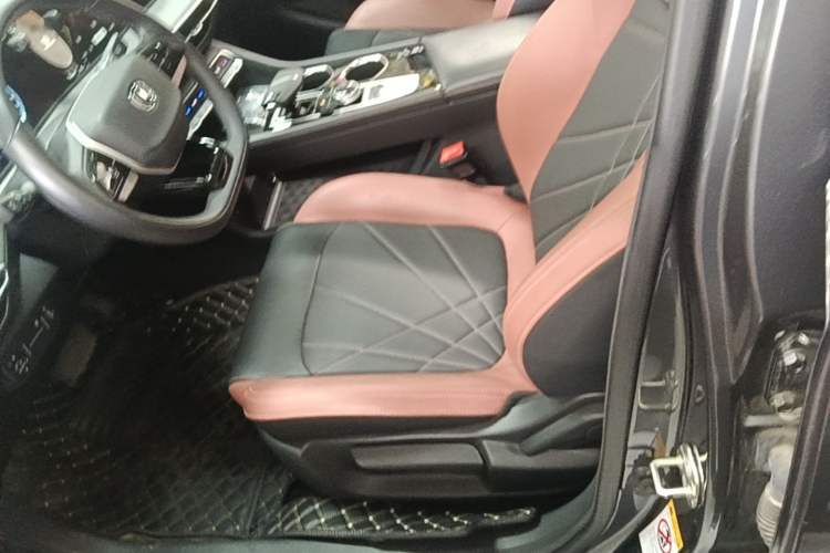 Used CHANGAN Eado 2023 Changan Edition PLUS Blue Whale NE 1.4T GDI DCT Prestige Version Left Front Seat