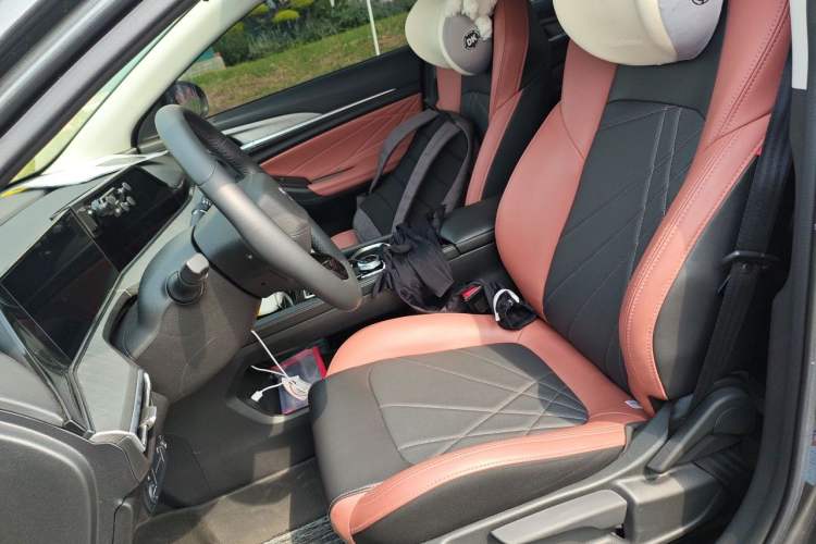 Used CHANGAN Eado 2023 Changan Edition PLUS Blue Whale NE 1.4T GDI DCT Prestige Version Left Front Seat