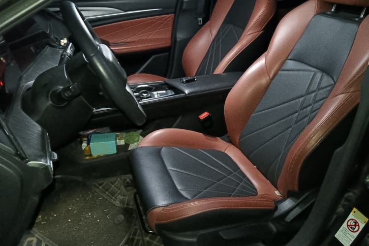 Used CHANGAN Eado 2023 Changan Edition PLUS Blue Whale NE 1.4T GDI DCT Prestige Version Left Front Seat