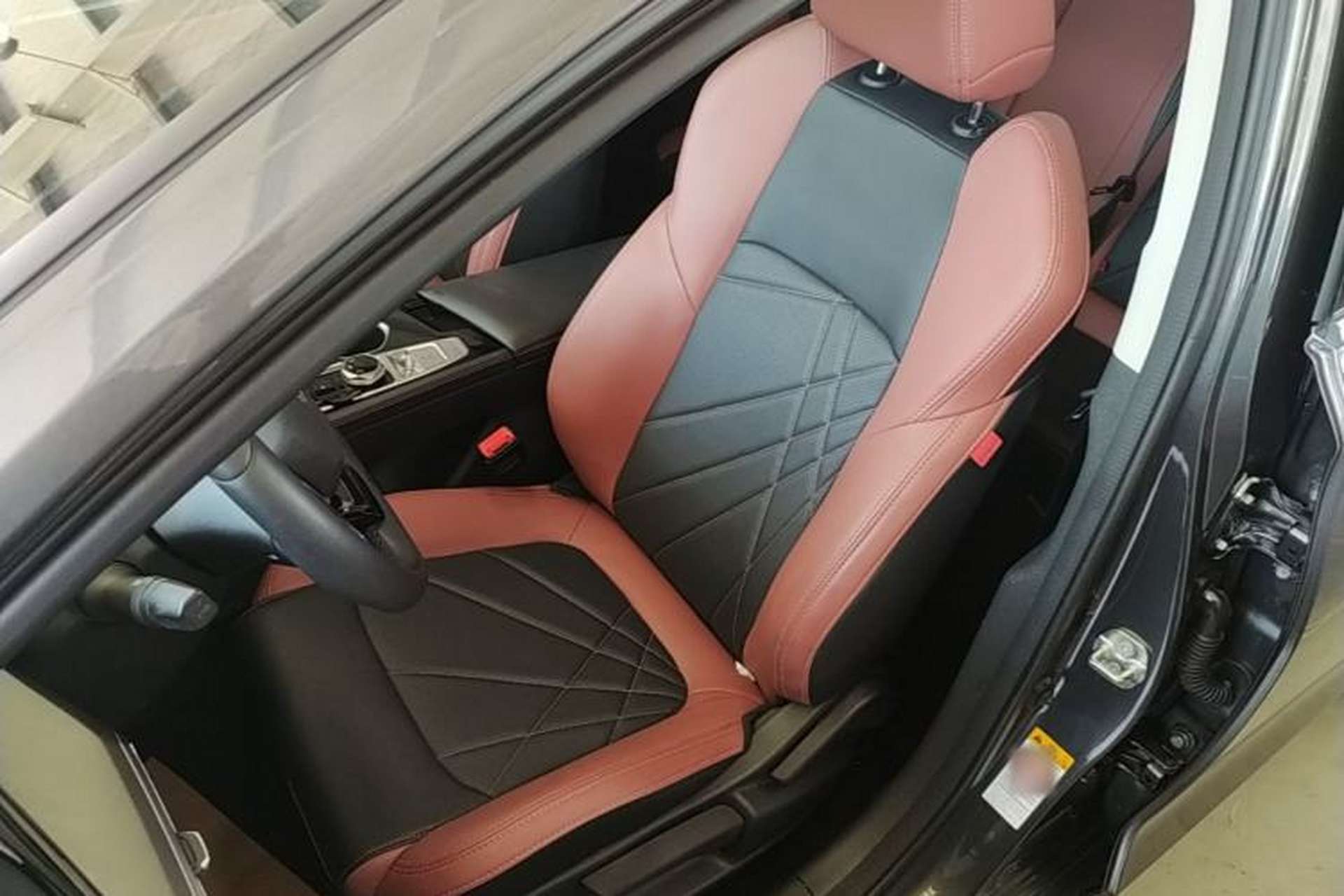Used CHANGAN Eado 2023 Changan Edition PLUS Blue Whale NE 1.4T GDI DCT Prestige Version Left Front Seat