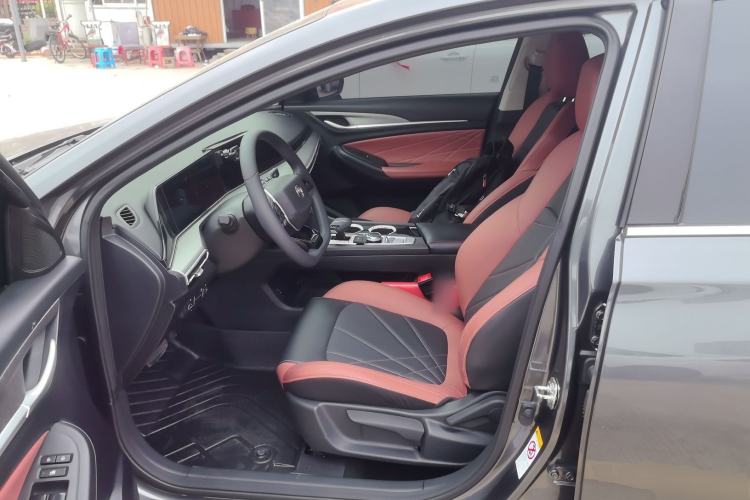 Used CHANGAN Eado 2023 Changan Edition PLUS Blue Whale NE 1.4T GDI DCT Prestige Version Left Front Seat